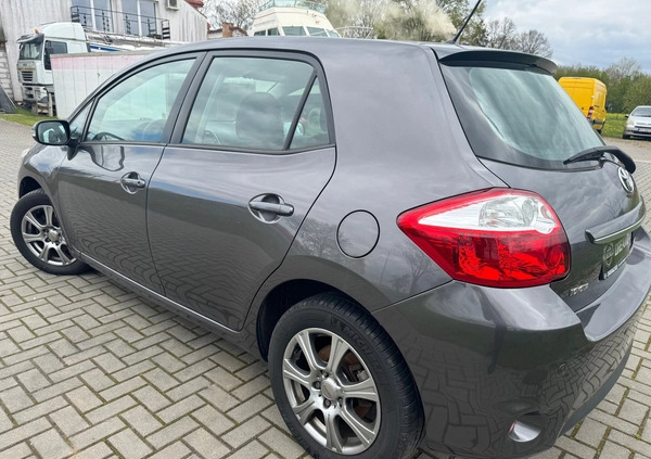 Toyota Auris cena 29900 przebieg: 162224, rok produkcji 2010 z Gniewkowo małe 326